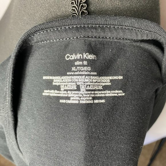 Calvin Klein Slim Fit Black V-neck Short Sleeve T-shirt Size XL - Picture 7 of 7